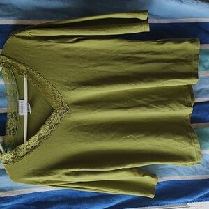 Women's stretch lace edged shirt